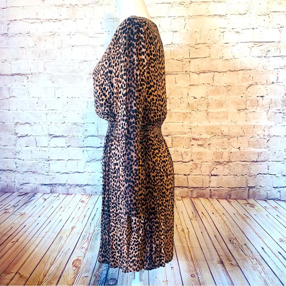 H&M Leopard Print Long Sleeve MIDI Dress - Picture 3 of 4